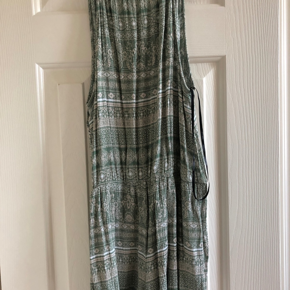 Romper - Picture 3 of 4